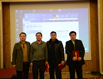 榮獲2013年度最佳“經(jīng)營業(yè)績突出獎”前三名